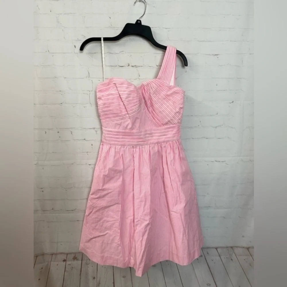 Lilly Pulitzer One Shoulder Dress size 4 NWT - Picture 1 of 6
